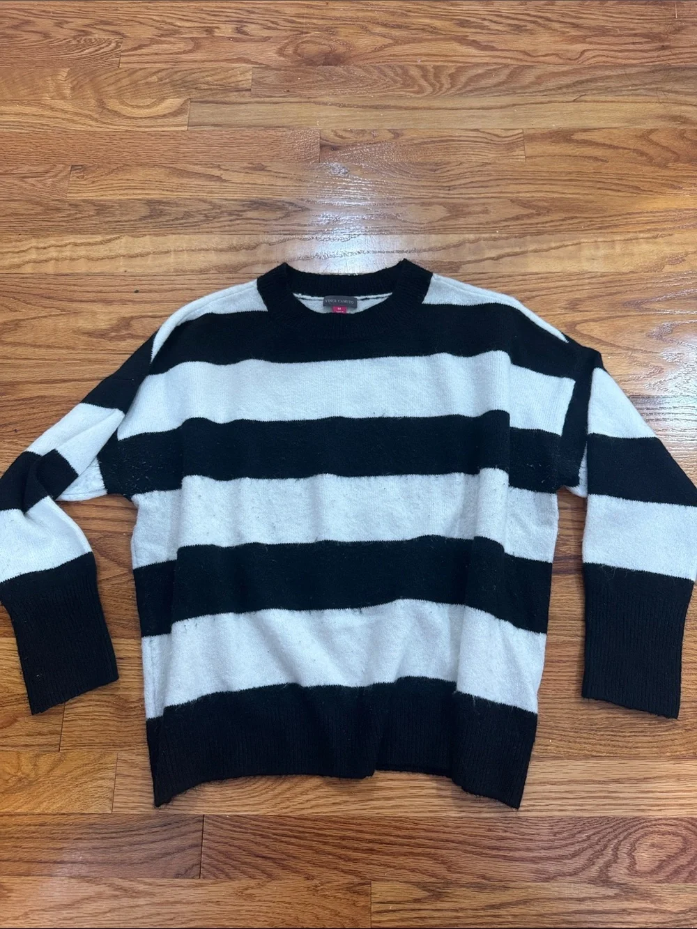 Vince Camuto size bold